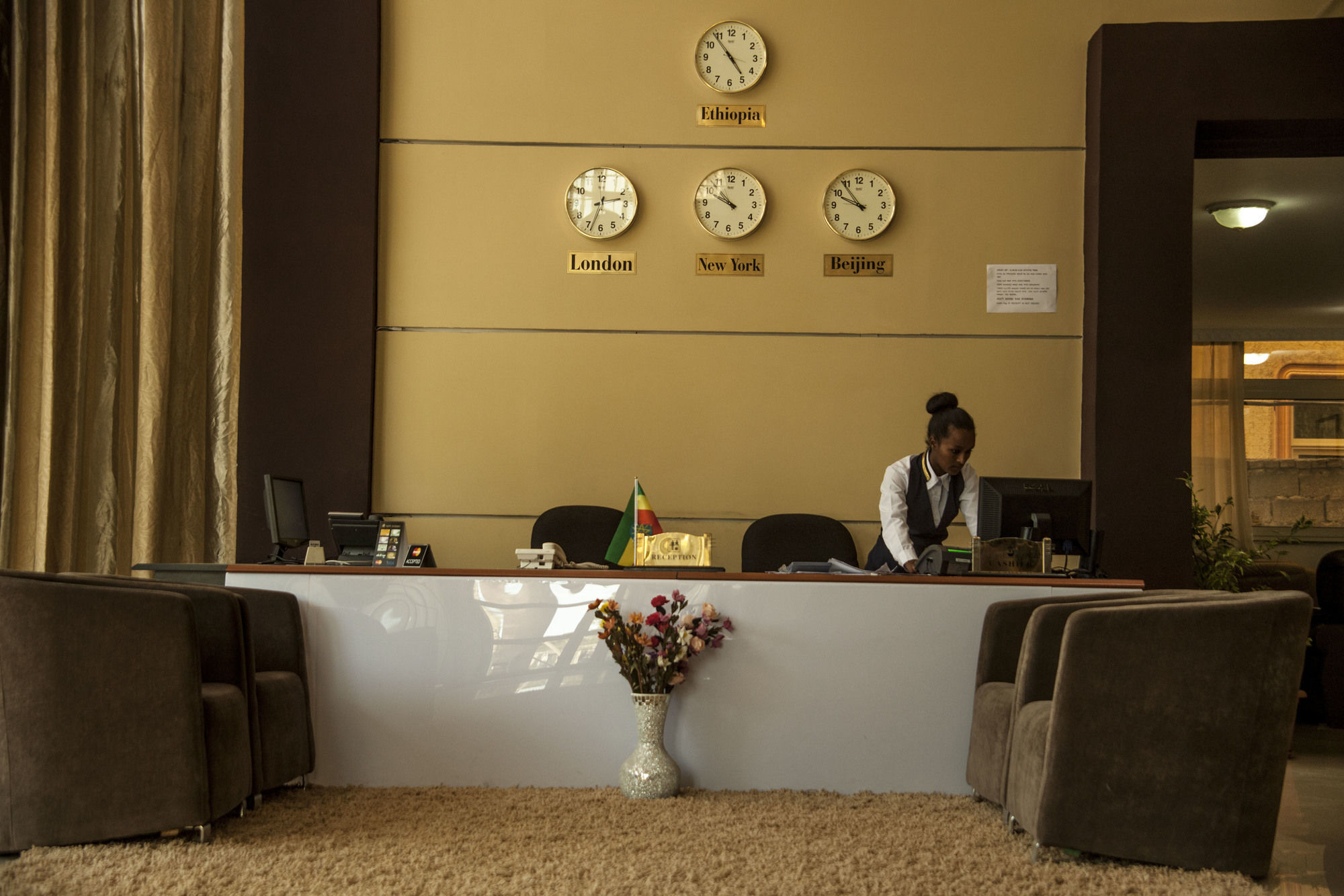 Blue Birds International Hotel Addis Ababa Exterior photo